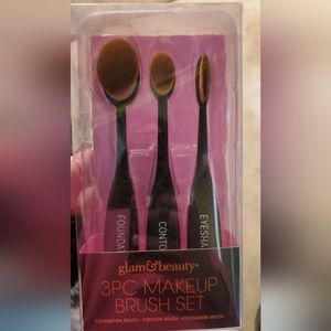 3 Pice Makeup Brush Set